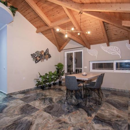 Casa Di Voz Shared Villa Studios By "Elite" Gaitani Bagian luar foto