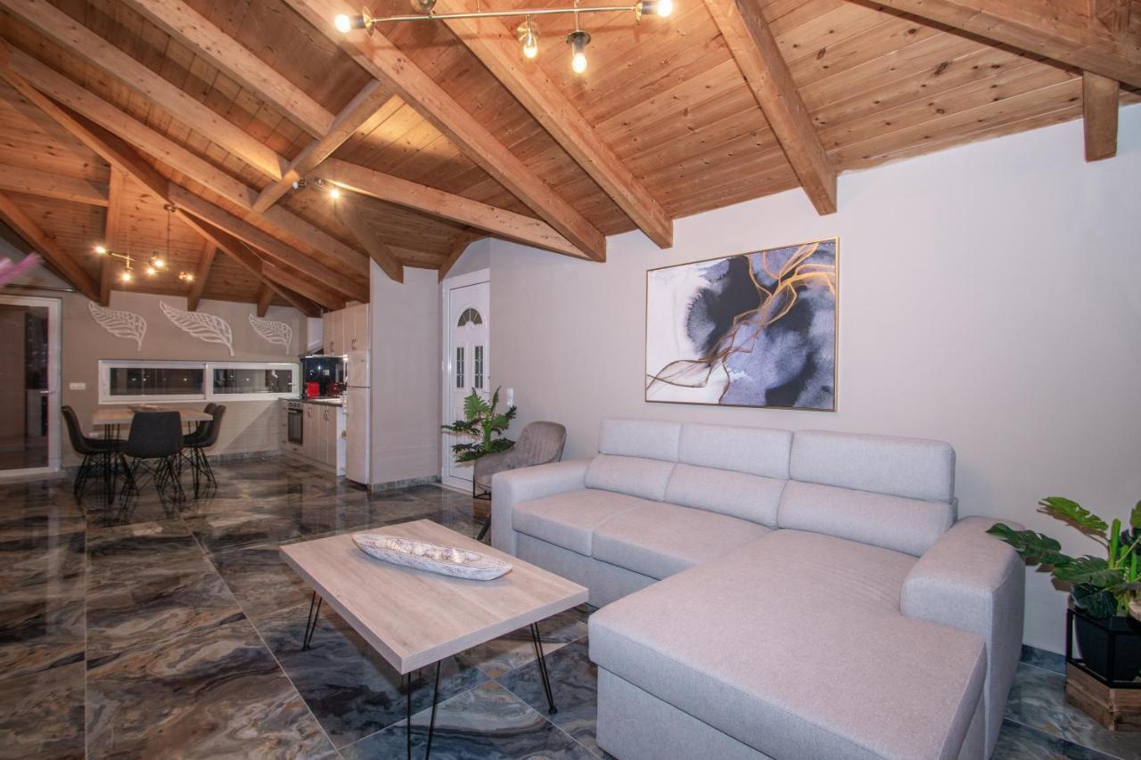 Casa Di Voz Shared Villa Studios By "Elite" Gaitani Bagian luar foto