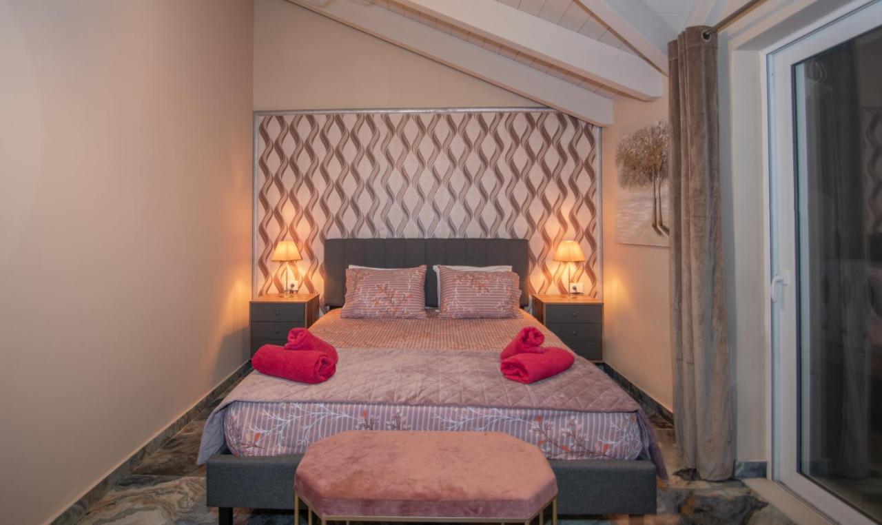 Casa Di Voz Shared Villa Studios By "Elite" Gaitani Bagian luar foto