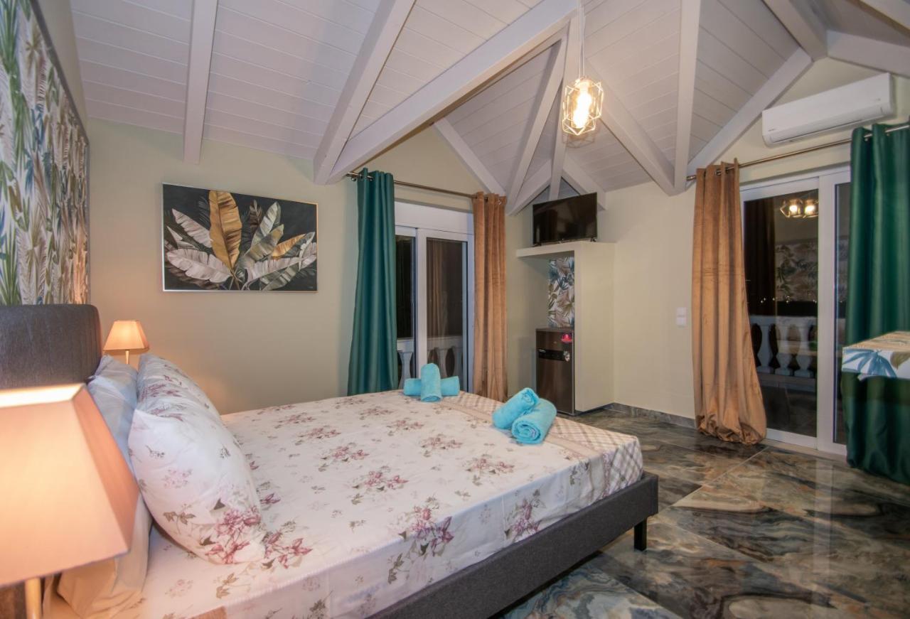 Casa Di Voz Shared Villa Studios By "Elite" Gaitani Bagian luar foto